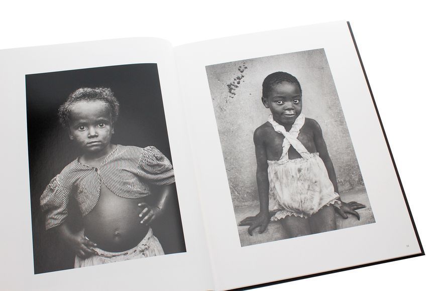 Книга Sebasti&atilde;o Salgado. Children - обкладинка