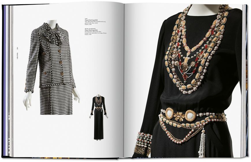 Книга Fashion Designers A-Z. Updated 2020 Edition - обкладинка